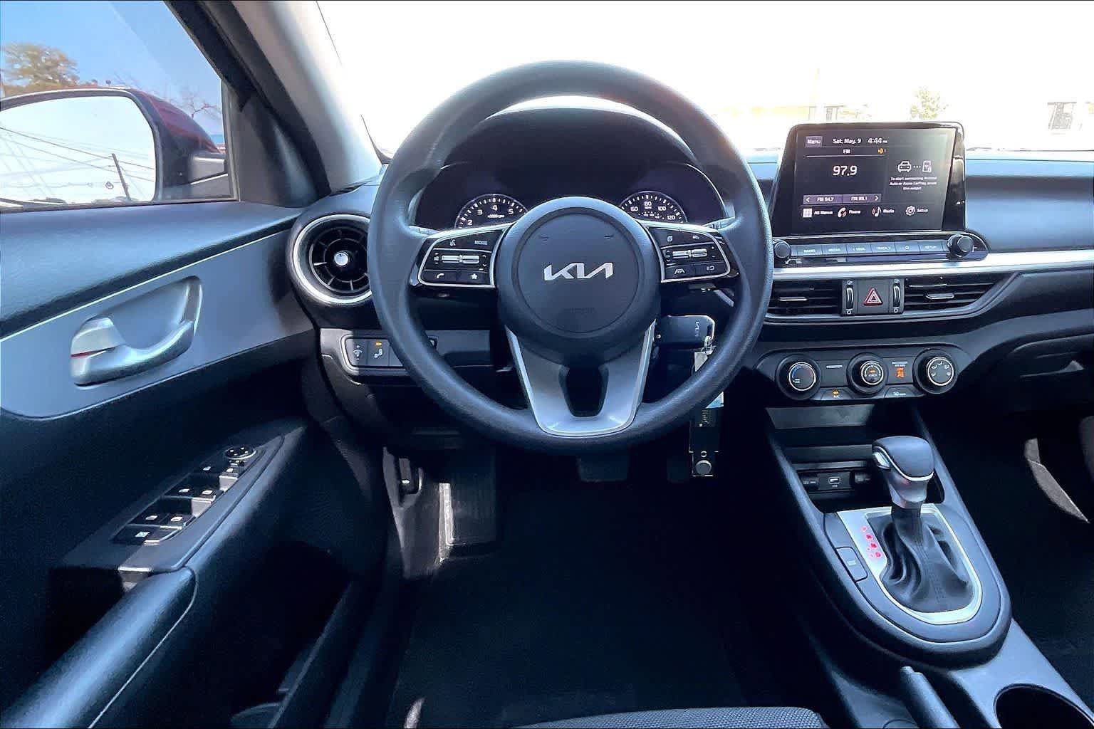 Certified 2023 Kia Forte LXS w/ LXS Technology Package FWD image 12