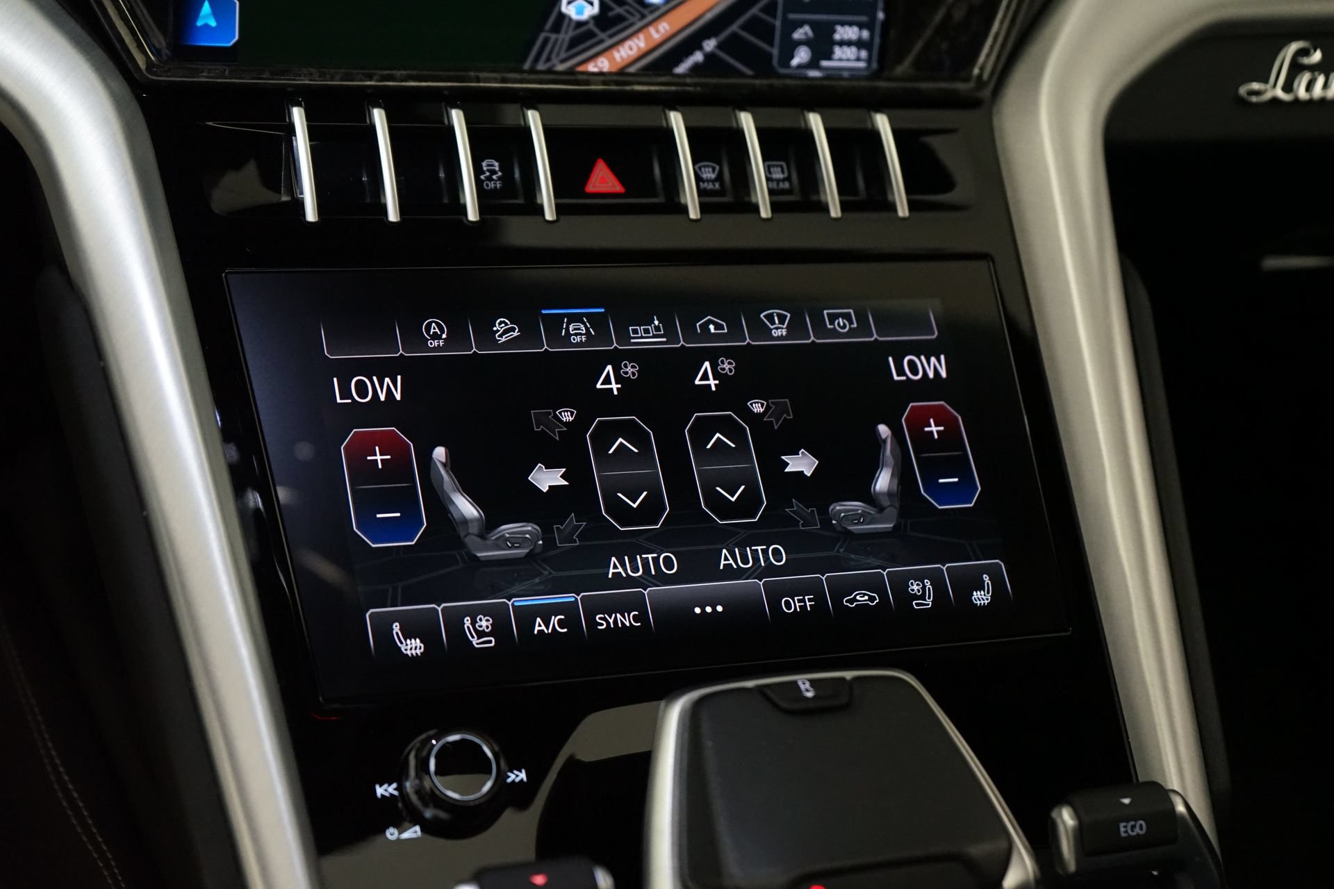 Used 2019 Lamborghini Urus AWD/4WD image 13