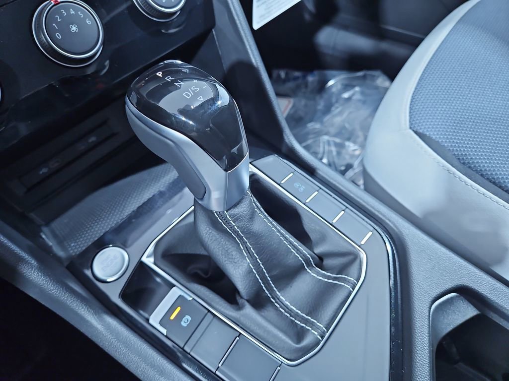 New 2025 Volkswagen Taos S image 22