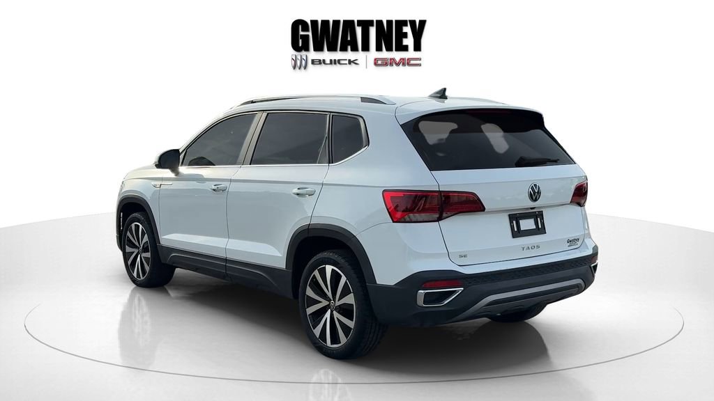 Used 2022 Volkswagen Taos SE FWD image 5