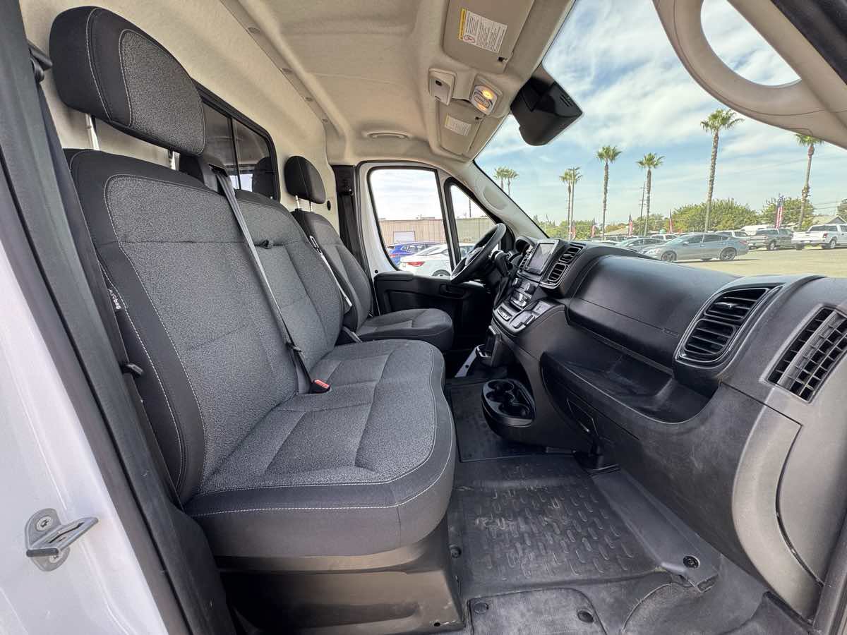 Used 2025 RAM ProMaster 2500 FWD image 21