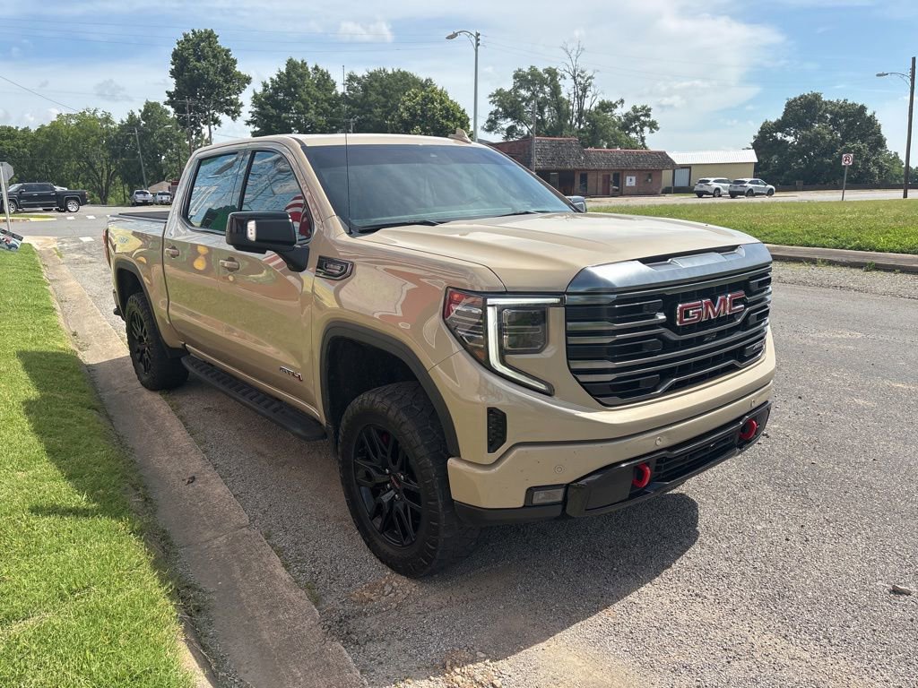 Used 2022 GMC Sierra 1500 AT4 w/ AT4 Premium Package AWD/4WD image 10