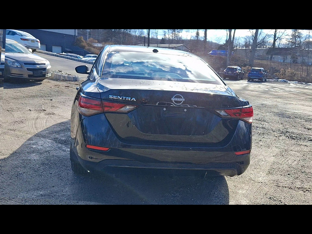 Used 2025 Nissan Sentra SV w/ All-Weather Package image 7