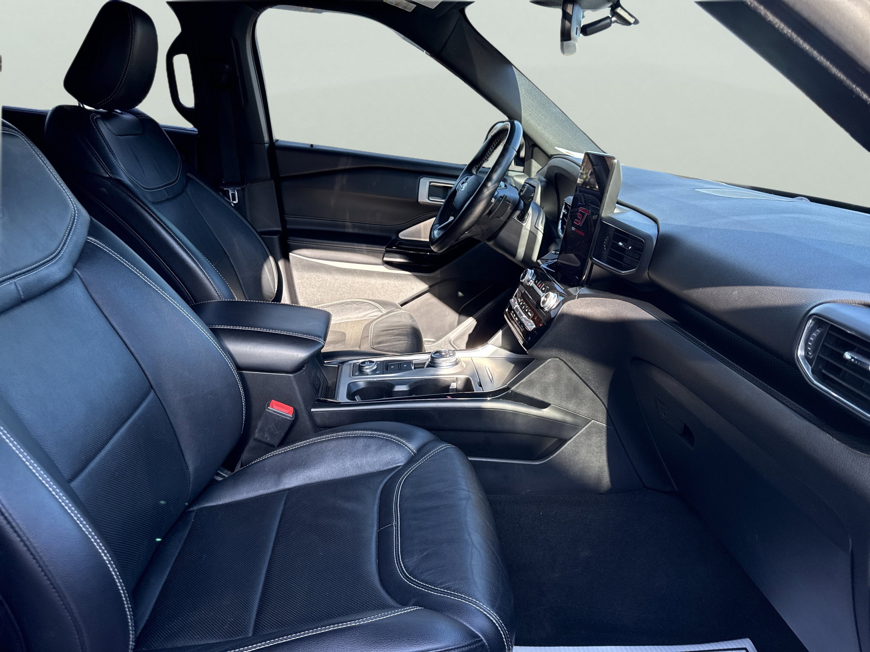 Used 2021 Ford Explorer ST w/ Equipment Group 401A image 27