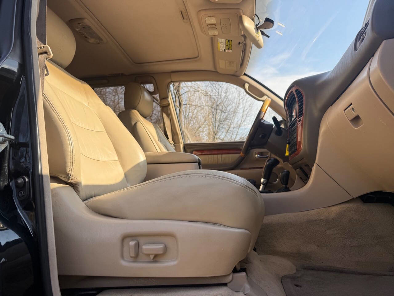 Used 2001 Lexus LX 470 4WD image 94