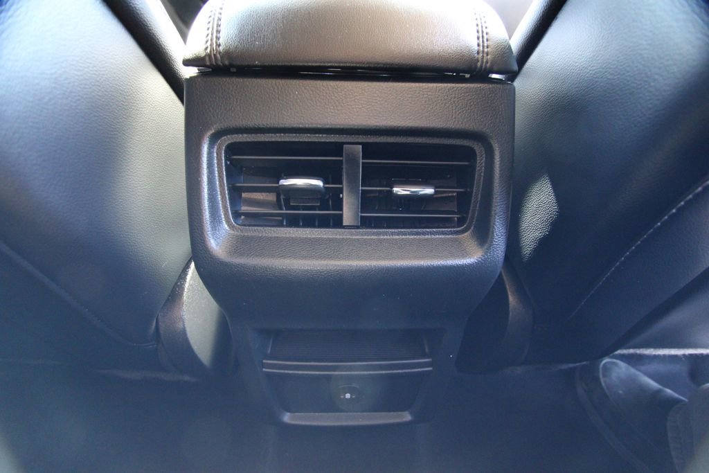 Used 2024 Ford Edge SEL image 31