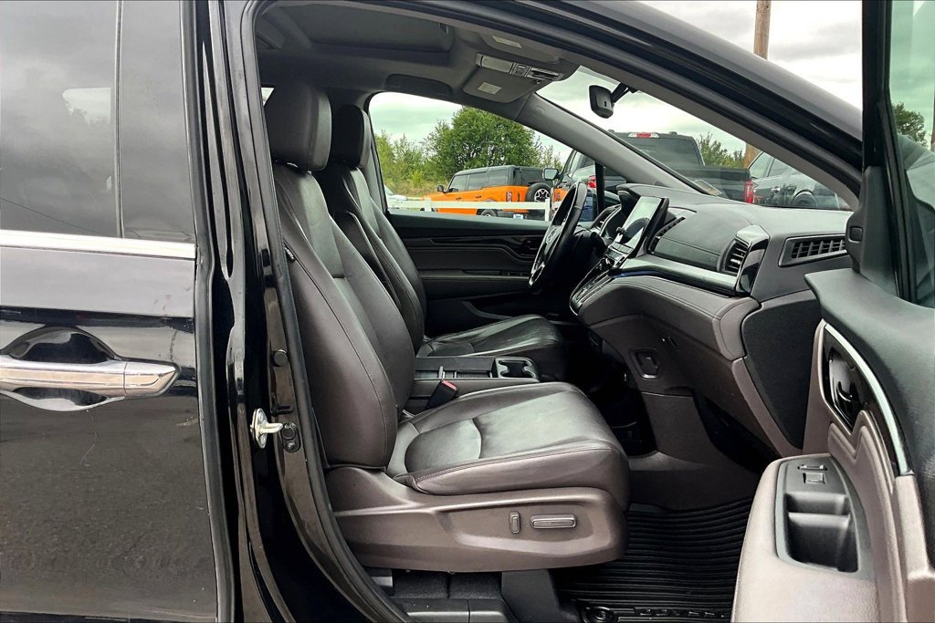 Used 2018 Honda Odyssey Elite image 7