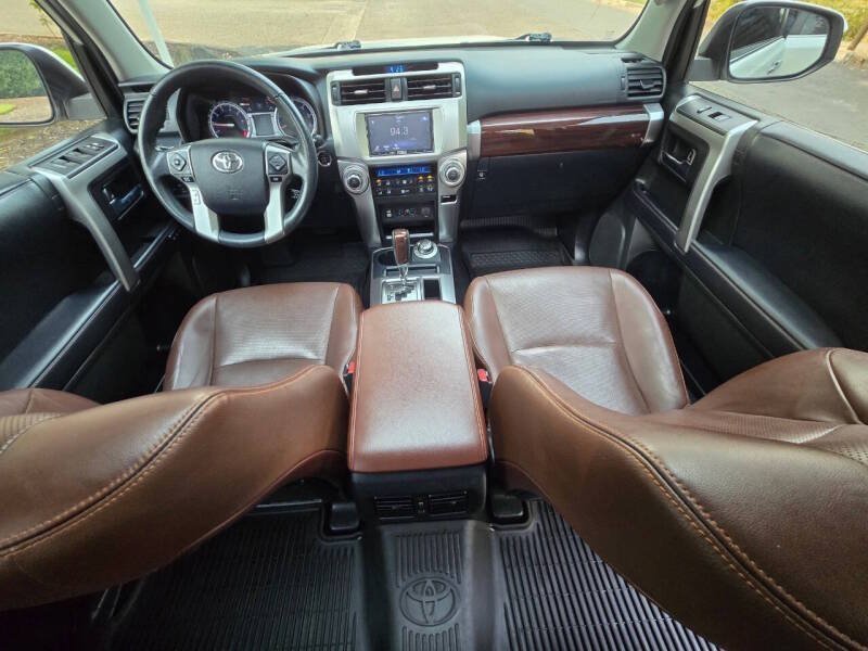 Used 2018 Toyota 4Runner Limited AWD/4WD image 11