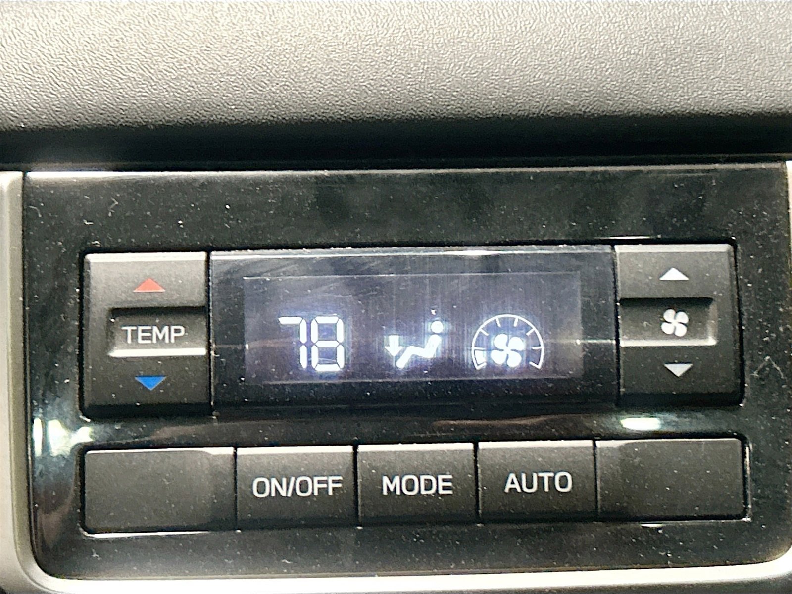 Used 2023 Subaru Ascent Onyx Edition image 26