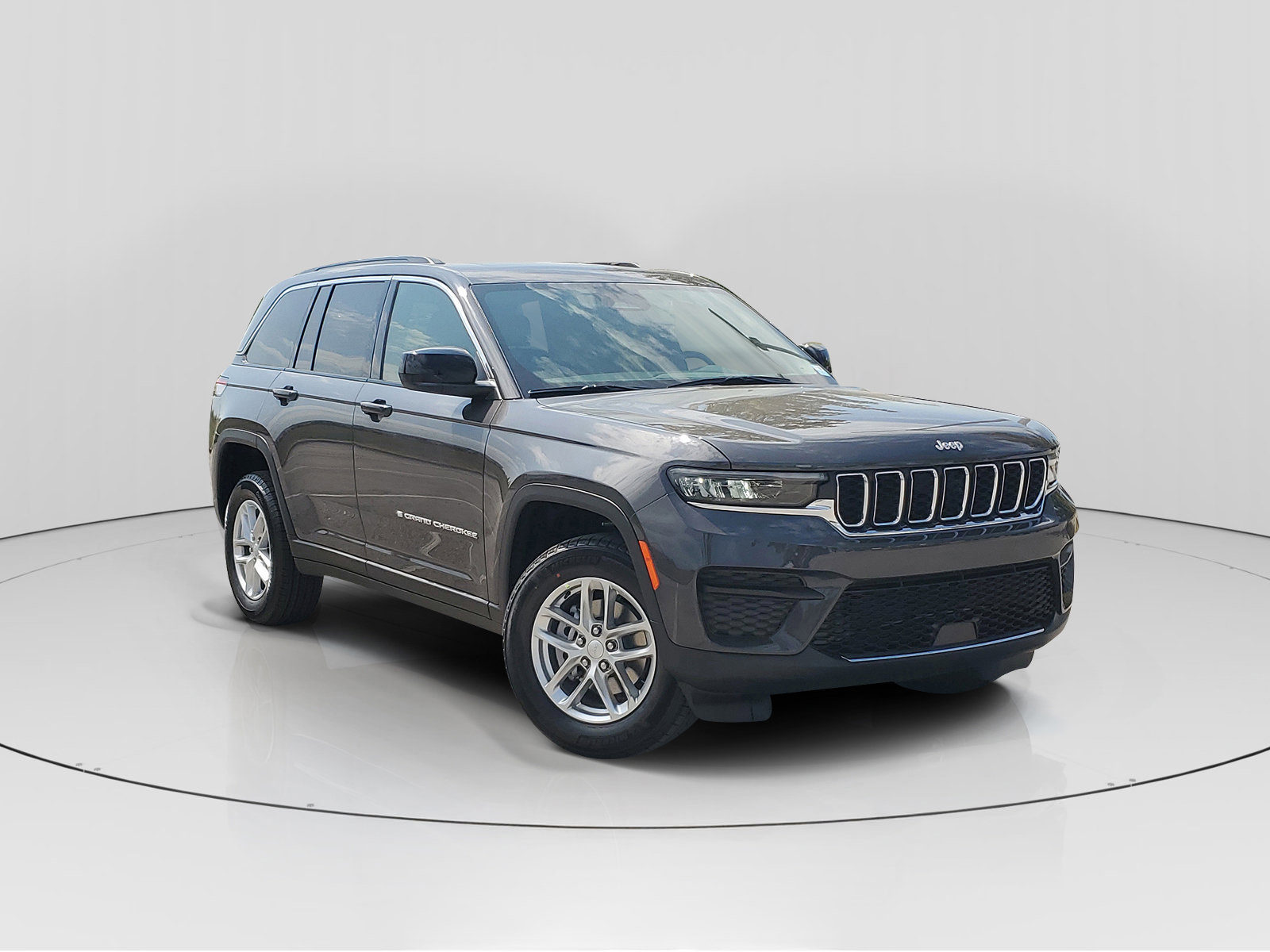 New 2025 Jeep Grand Cherokee Laredo X