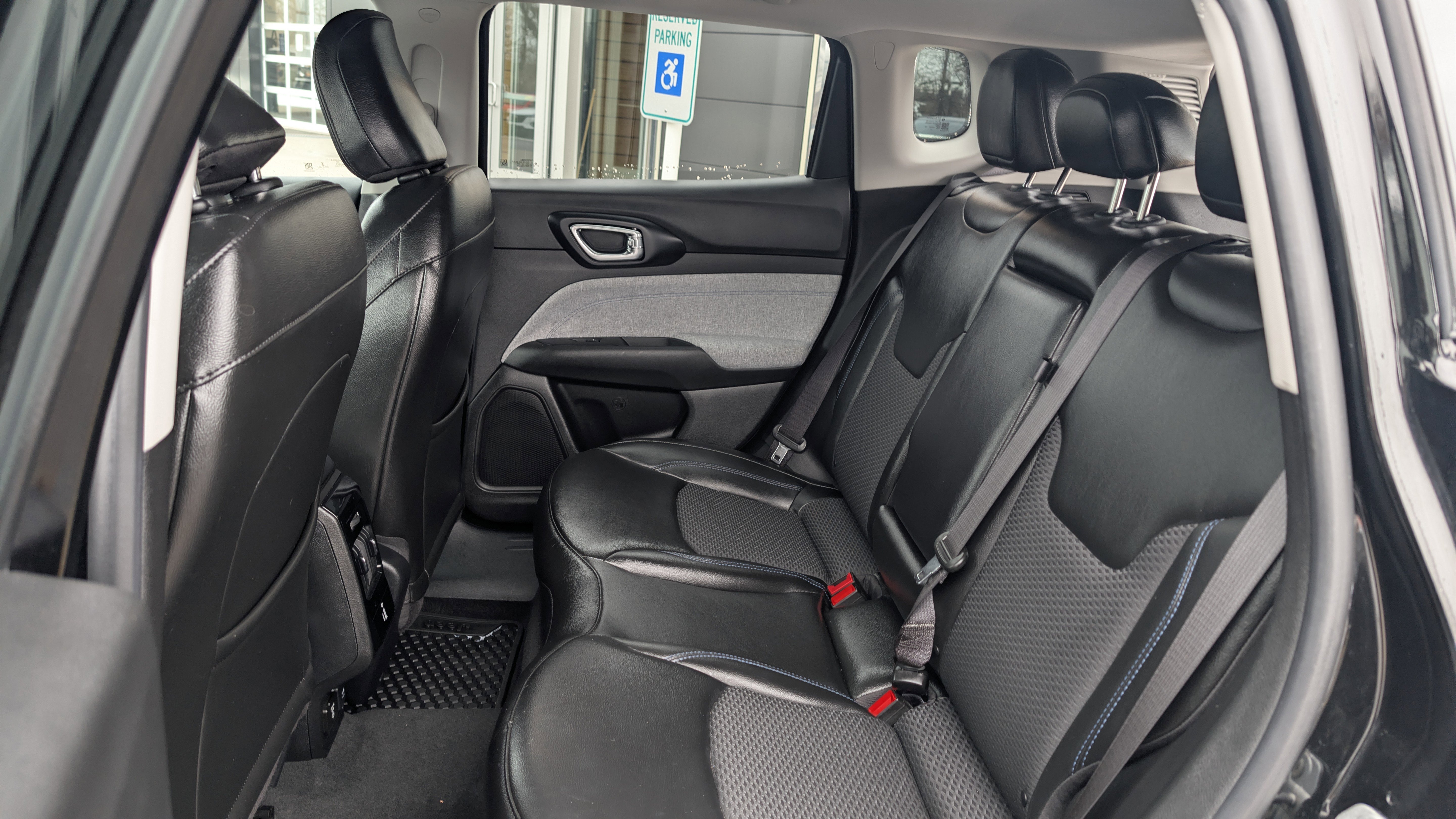 Used 2022 Jeep Compass Latitude w/ Convenience Group image 12