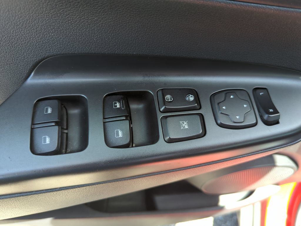 Used 2020 Hyundai Kona SE FWD image 31