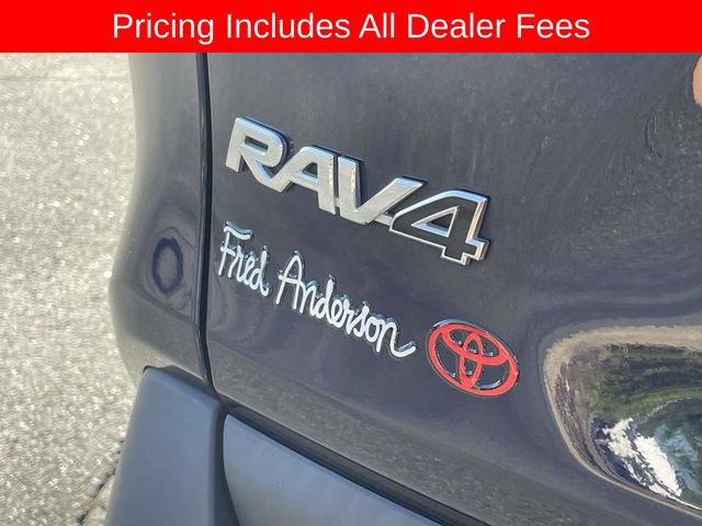 Used 2022 Toyota RAV4 XLE Premium AWD/4WD image 11