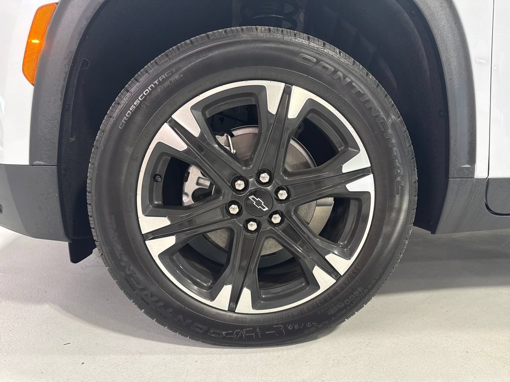 New 2027 Chevrolet Traverse LT w/ Sun and Wheel Package AWD/4WD image 46