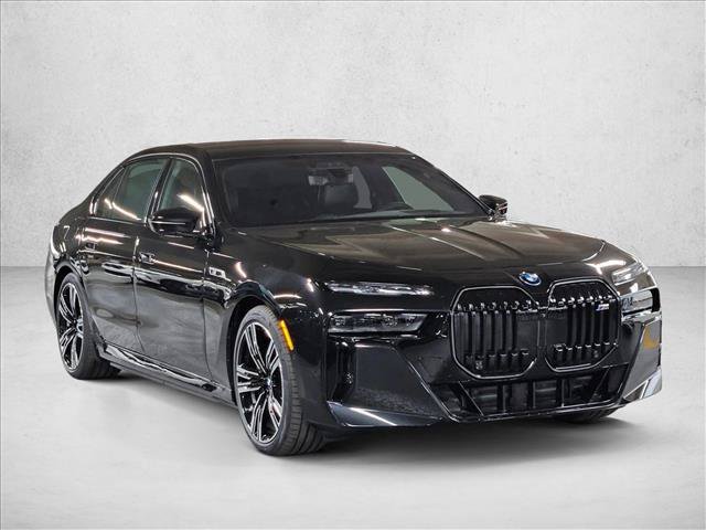 New 2026 BMW i7 M70 AWD/4WD image 3