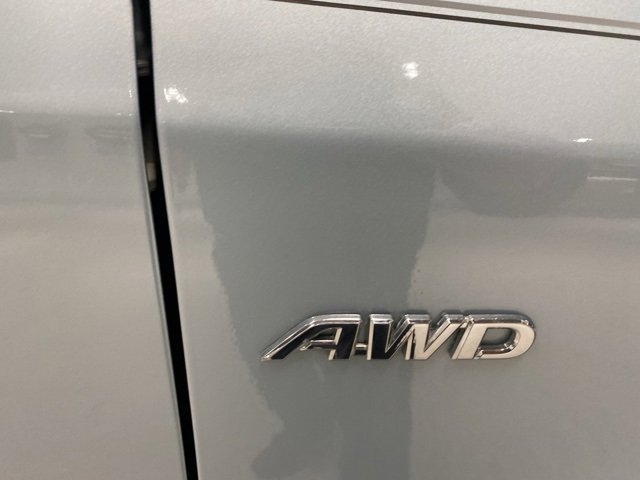 Used 2017 Toyota Sienna Limited image 5