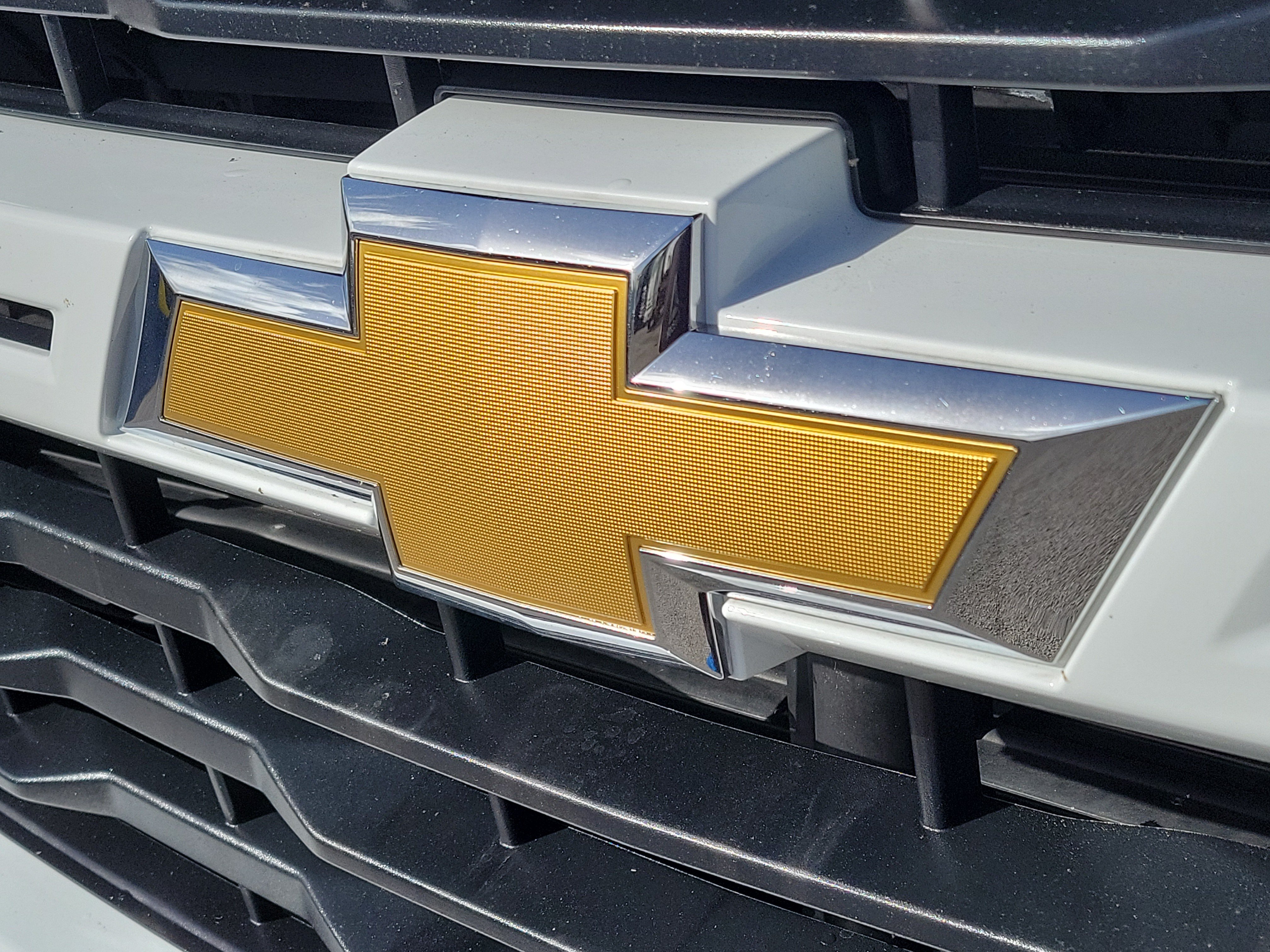 Used 2024 Chevrolet Silverado 2500 Custom w/ Custom Value Package AWD/4WD image 12