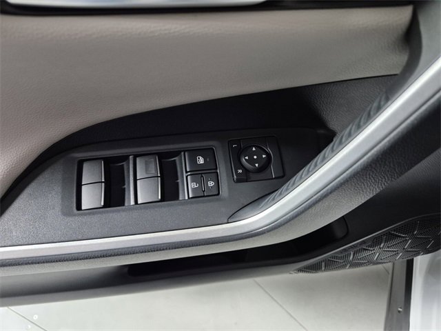 Used 2023 Toyota RAV4 Limited image 16