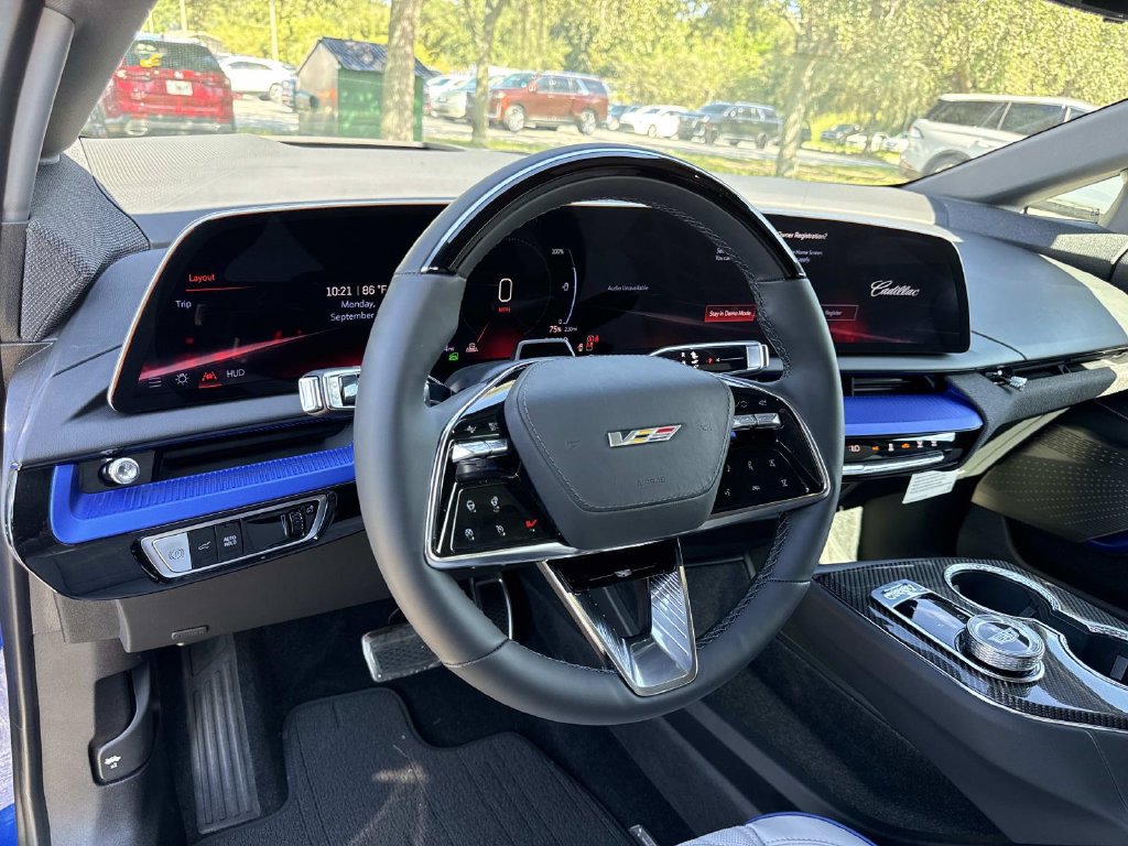 New 2027 Cadillac Optiq V w/ Deep Ocean Design Edition AWD/4WD image 33
