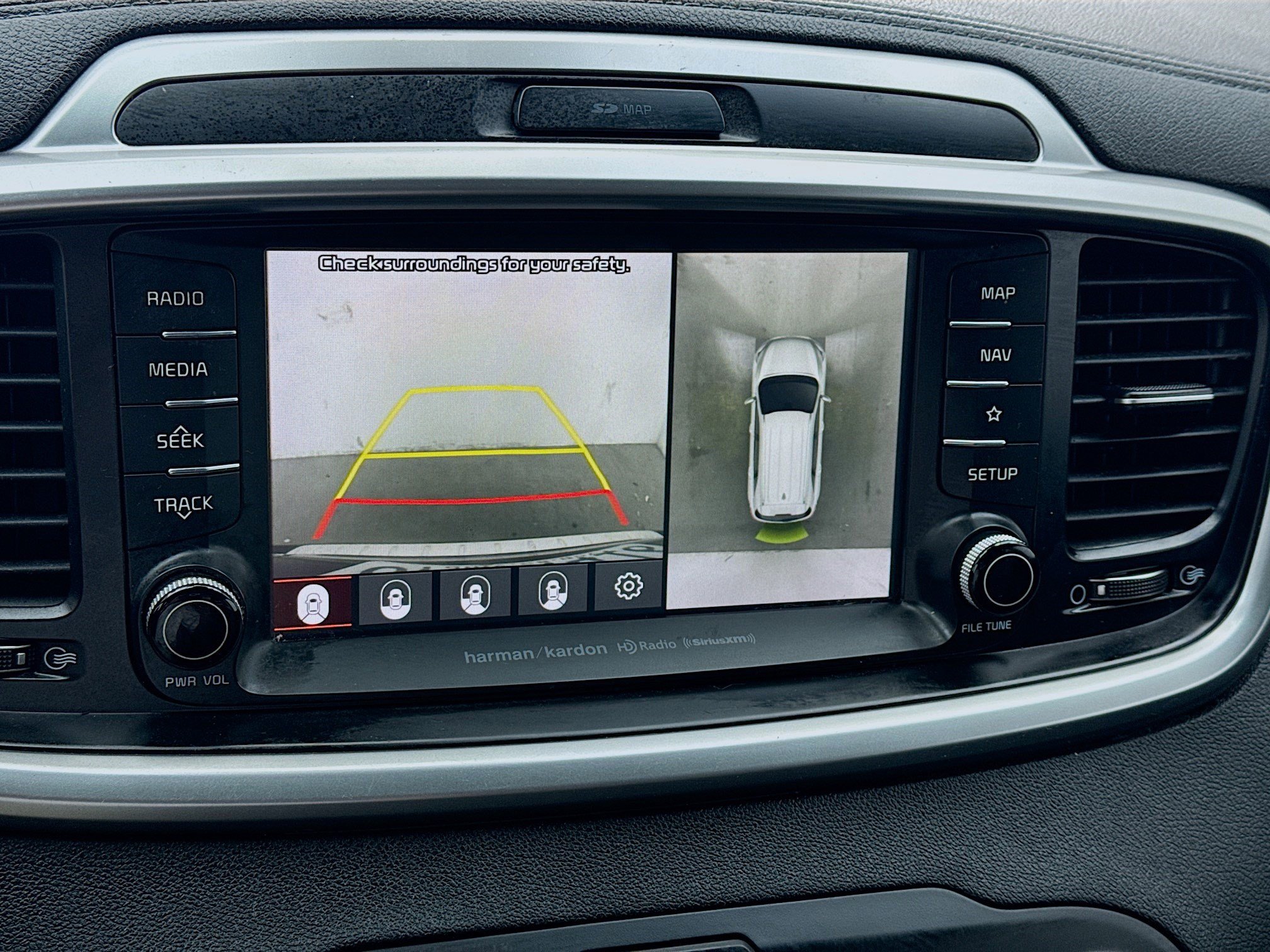 Used 2020 Kia Sorento SX FWD image 10