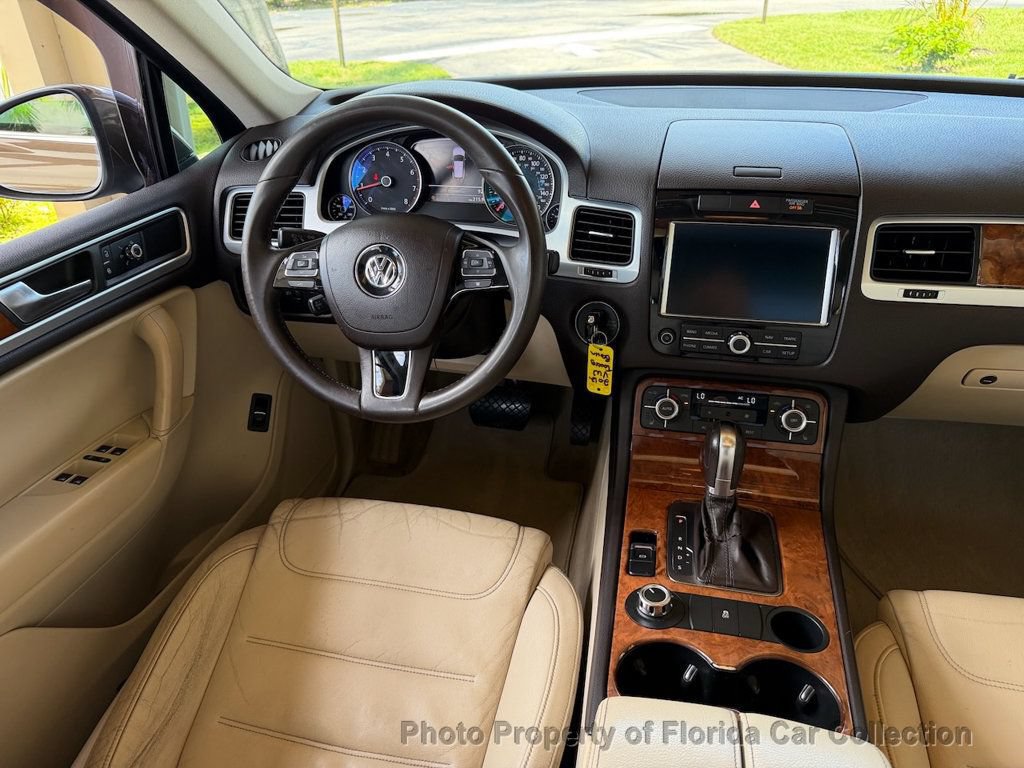 Used 2012 Volkswagen Touareg VR6 AWD/4WD image 11