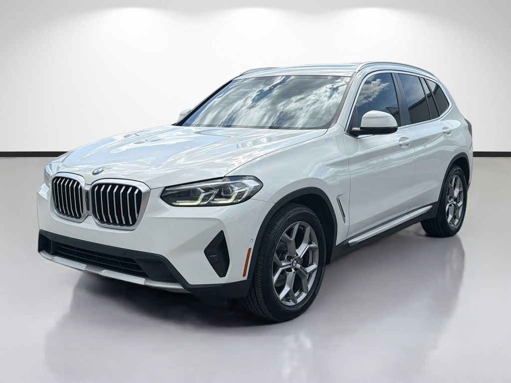 Used 2024 BMW X3 sDrive30i w/ Premium Package RWD image 7
