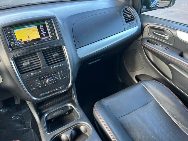 Used 2019 Dodge Grand Caravan GT image 32