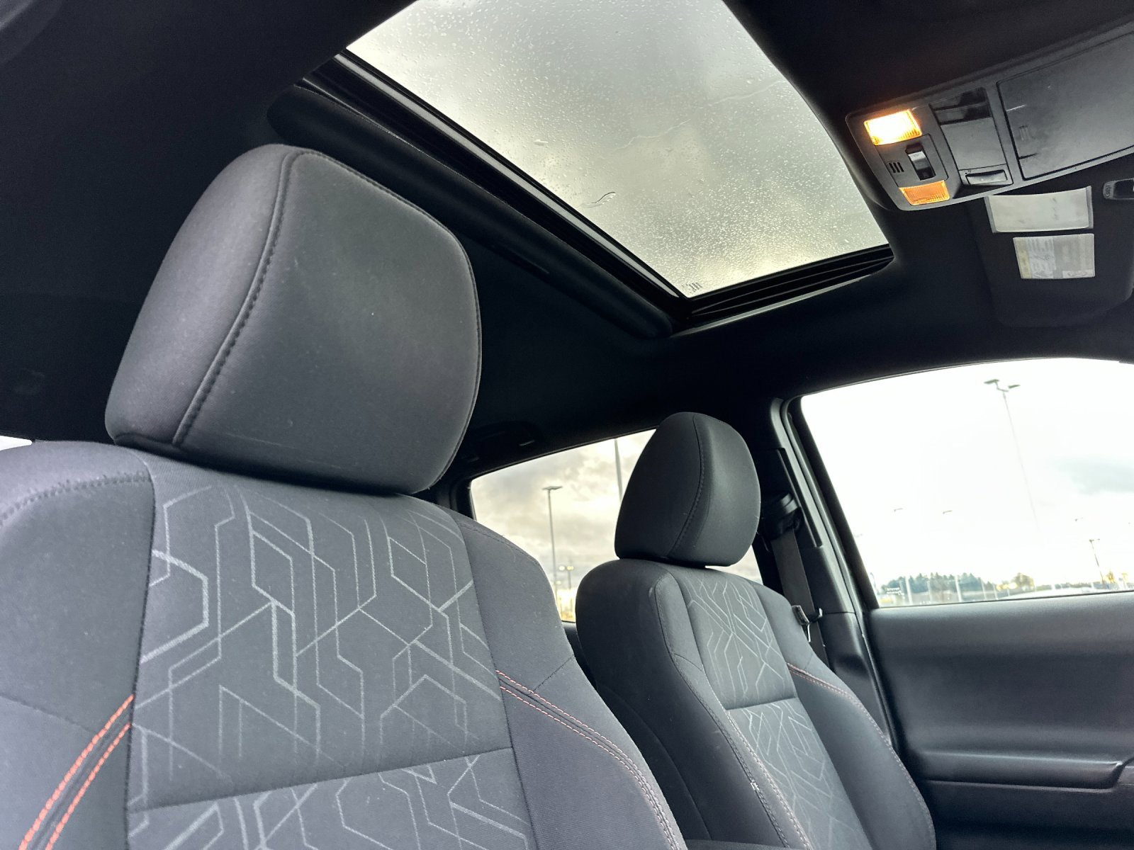 Used 2017 Toyota Tacoma TRD Sport image 16