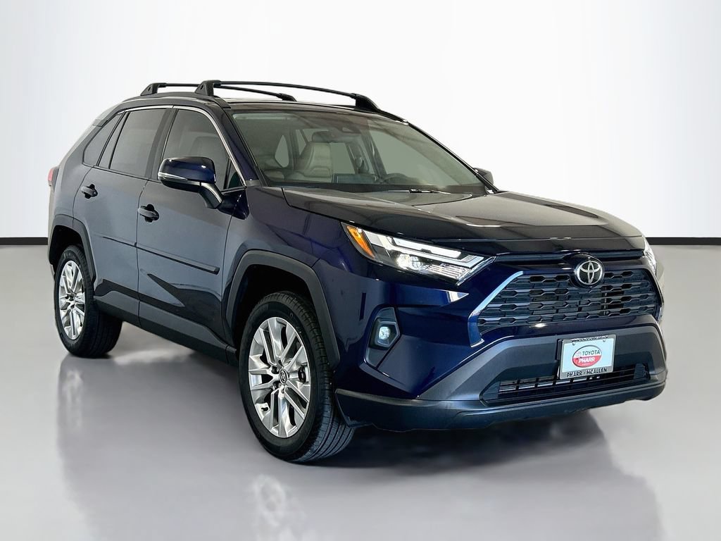 Used 2025 Toyota RAV4 XLE Premium FWD image 3