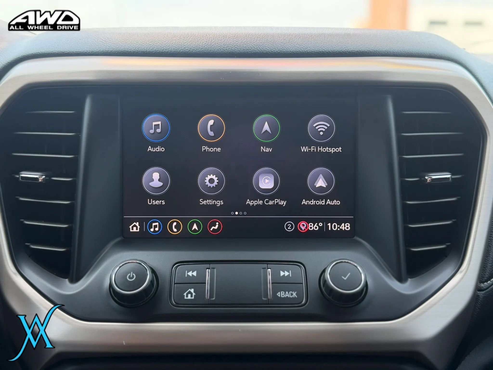 Used 2020 GMC Acadia Denali w/ Technology Package AWD/4WD image 35