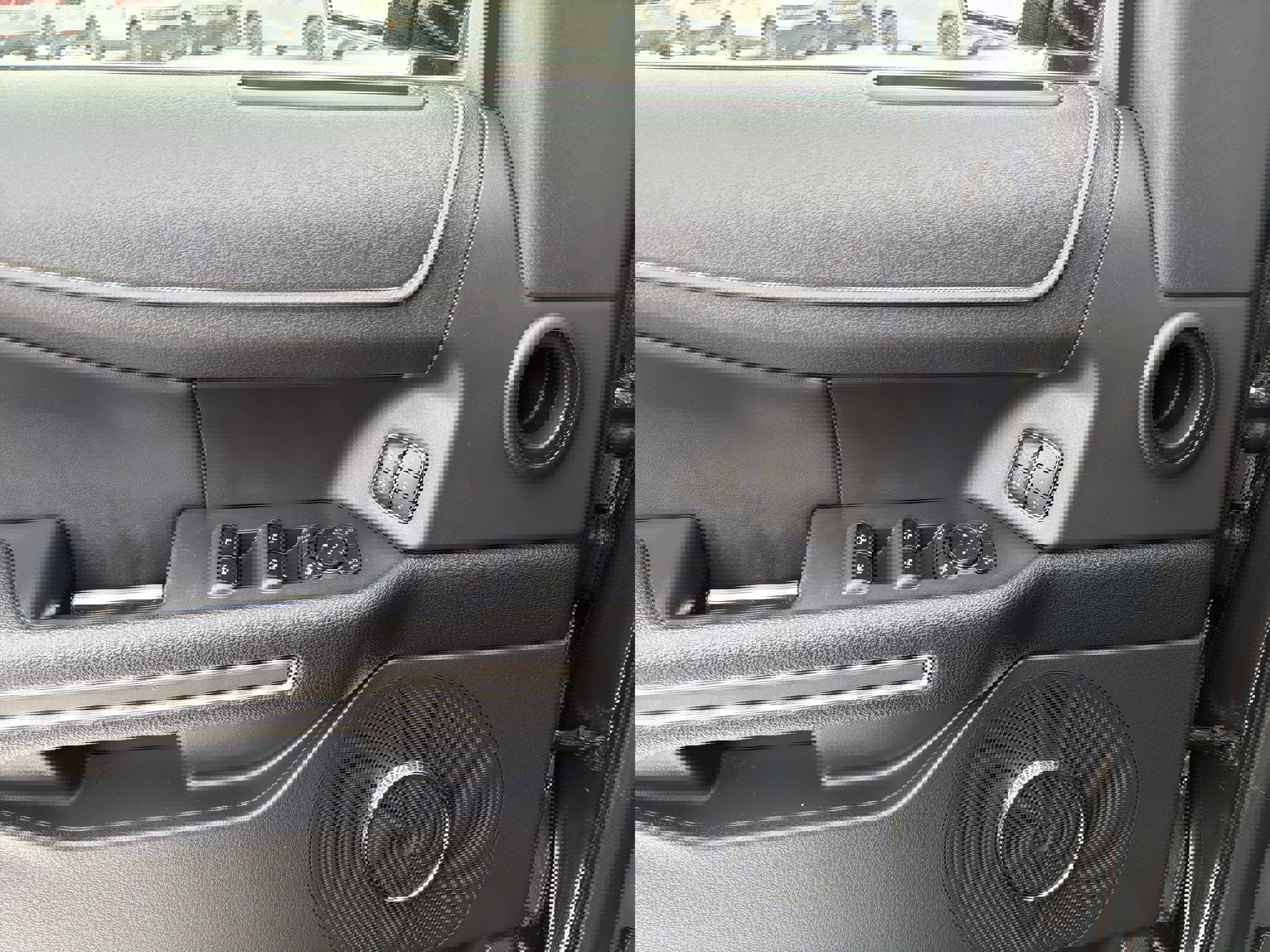 Used 2023 Ford Expedition Max XLT image 14