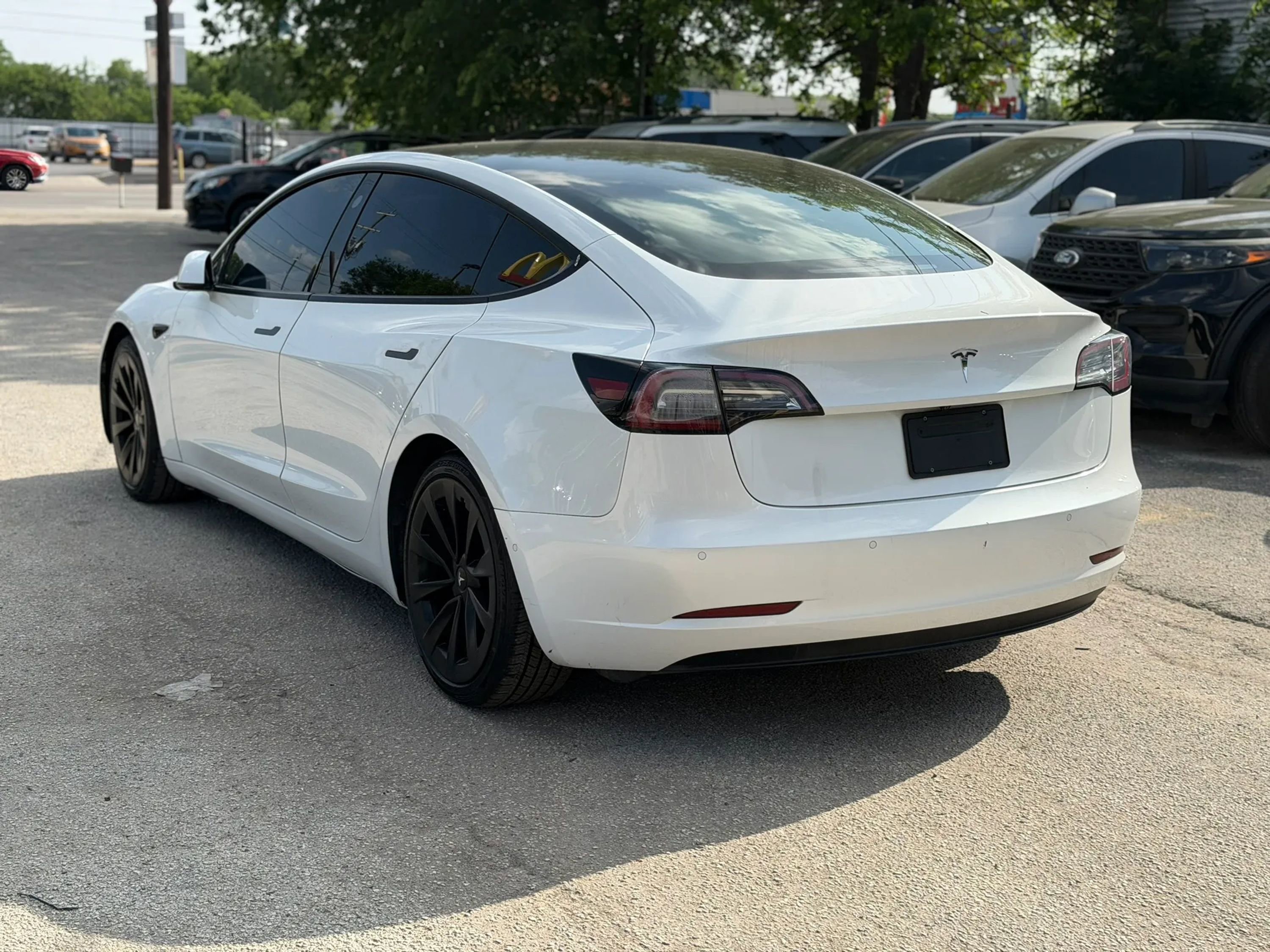Used 2021 Tesla Model 3 Standard Range Plus RWD image 8
