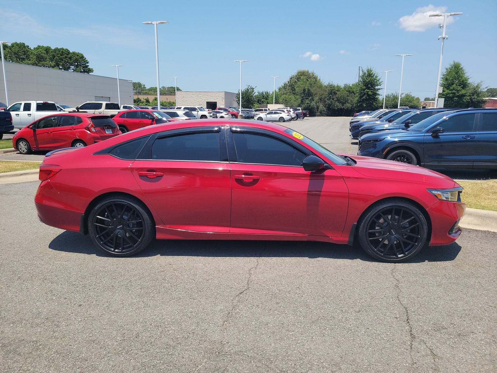 Used 2021 Honda Accord Sport image 2