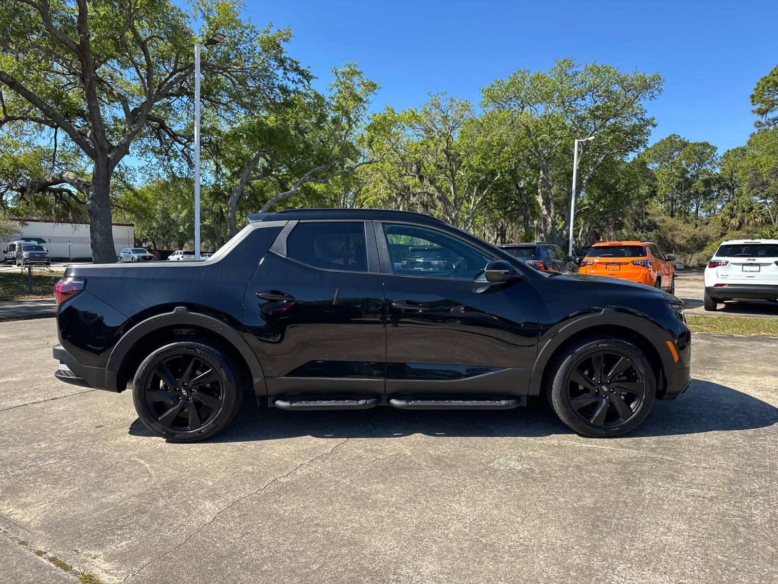 Used 2024 Hyundai Santa Cruz Night image 2