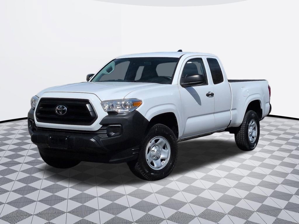 Used 2020 Toyota Tacoma SR image 2