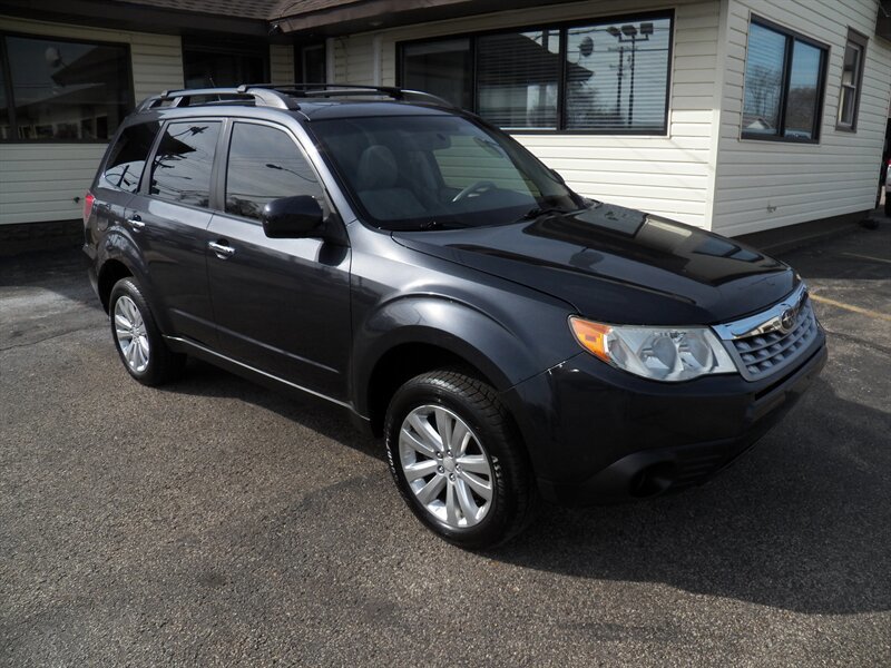 Used 2012 Subaru Forester 2.5X Premium w/ All-Weather Pkg AWD/4WD image 3