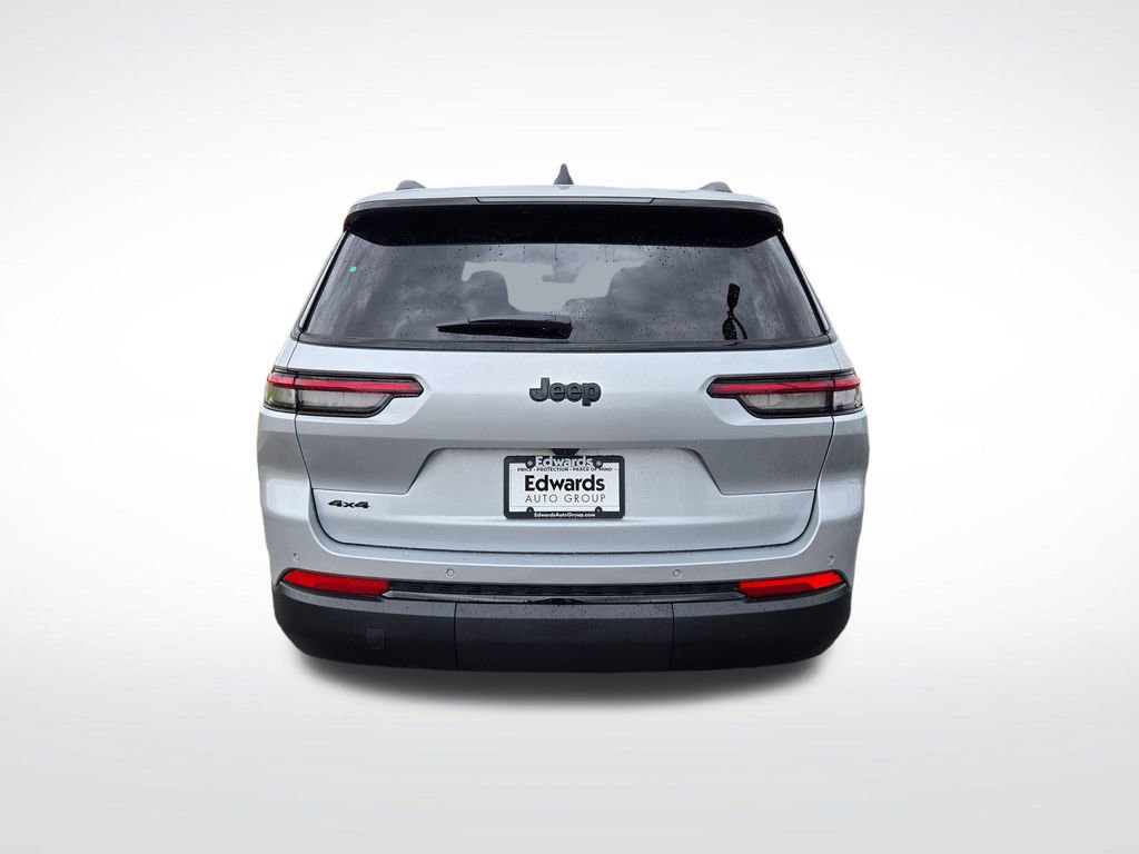 New 2025 Jeep Grand Cherokee L Laredo image 4