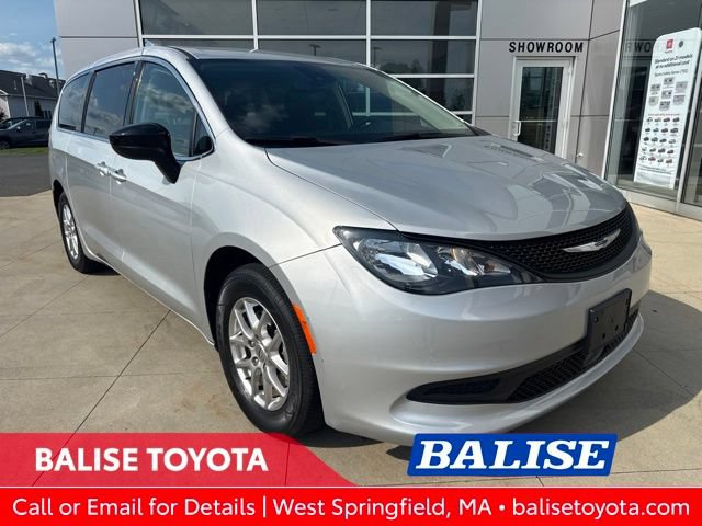 Used 2024 Chrysler Voyager LX FWD image 1