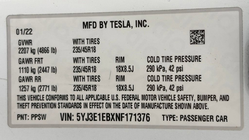 Used 2022 Tesla Model 3 Long Range AWD/4WD image 40