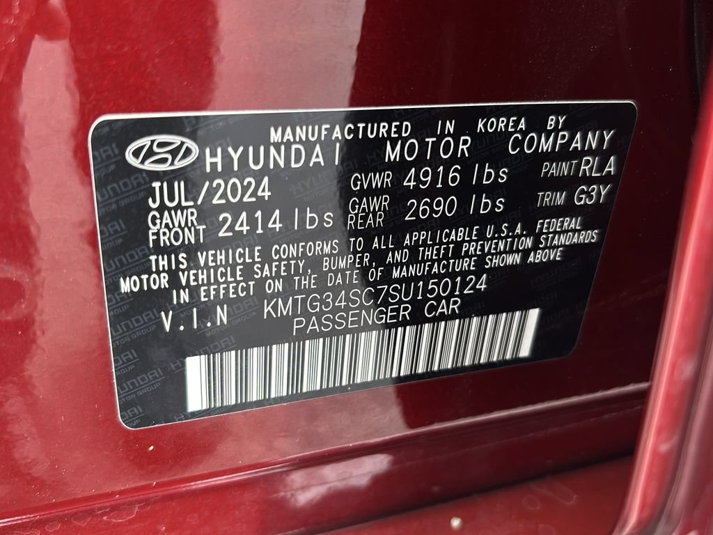 Certified 2025 Genesis G70 2.5T w/ Sport Prestige Package AWD/4WD image 40