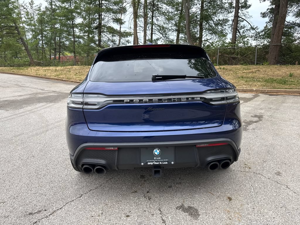 Used 2023 Porsche Macan AWD/4WD image 4