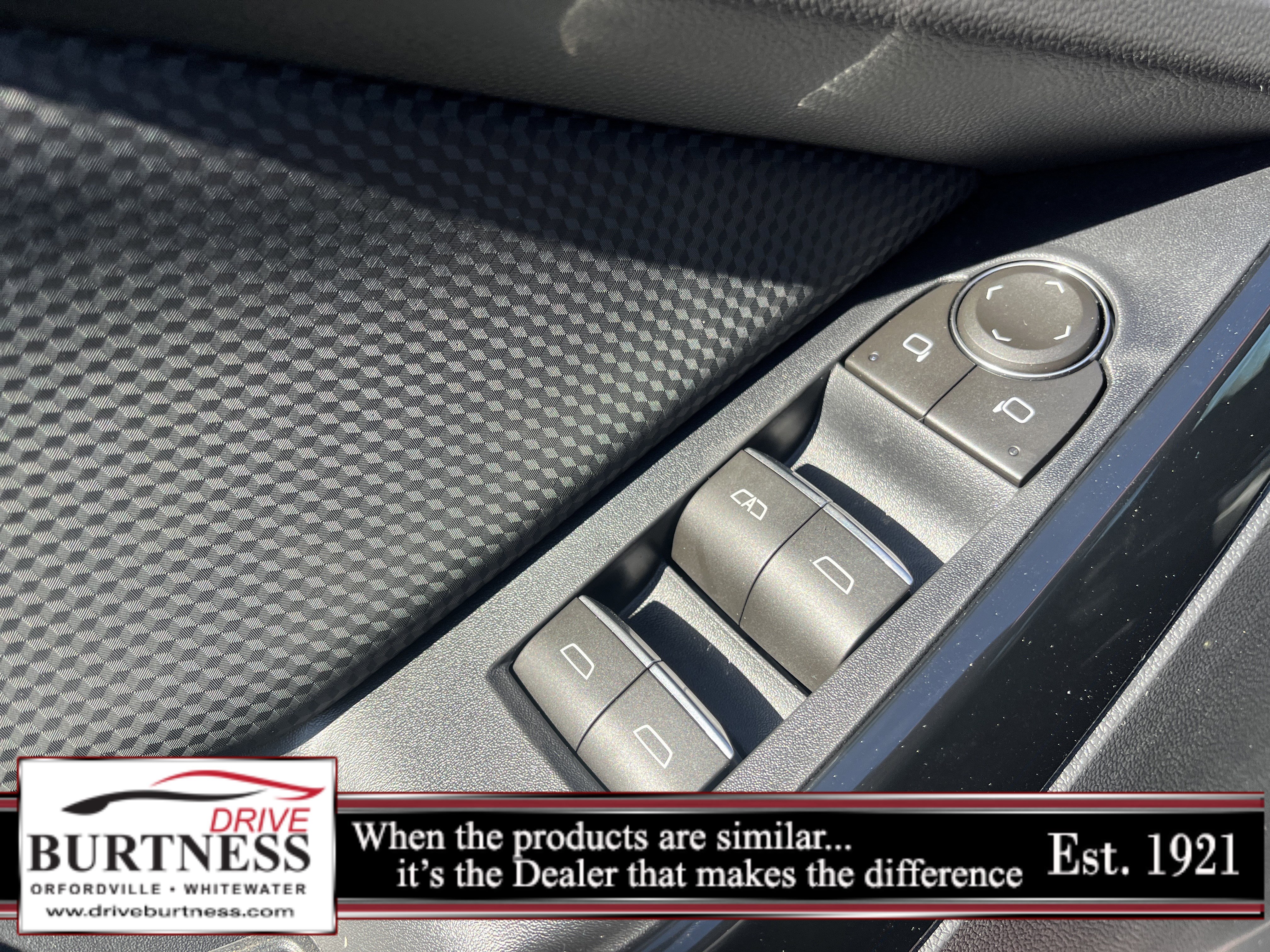 New 2026 Chevrolet Equinox RS w/ Convenience Package III image 14