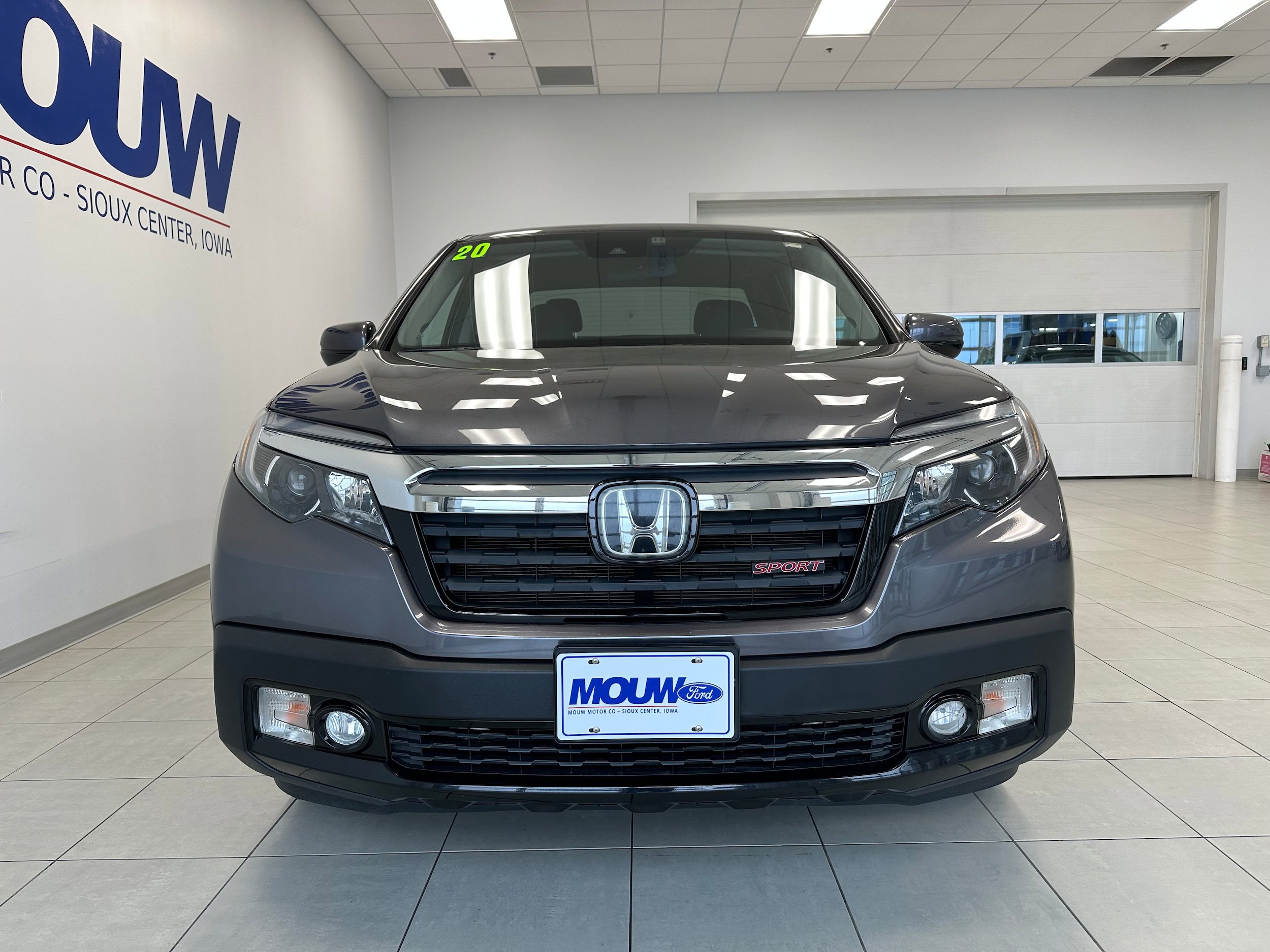 Used 2020 Honda Ridgeline Sport image 3