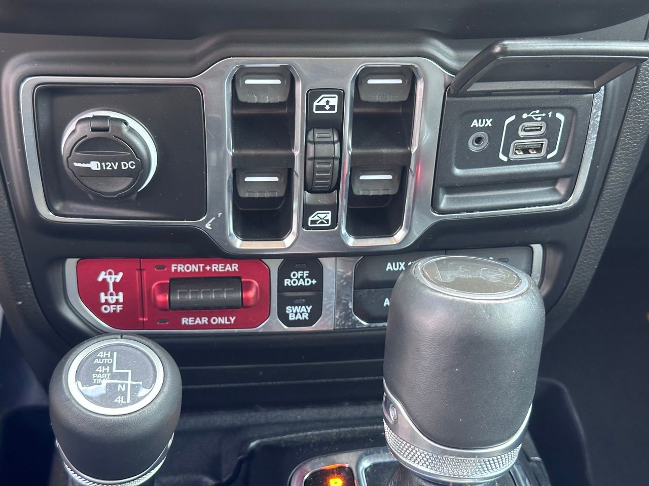 Used 2023 Jeep Wrangler Unlimited Rubicon 392 w/ Trailer Tow Package AWD/4WD image 31