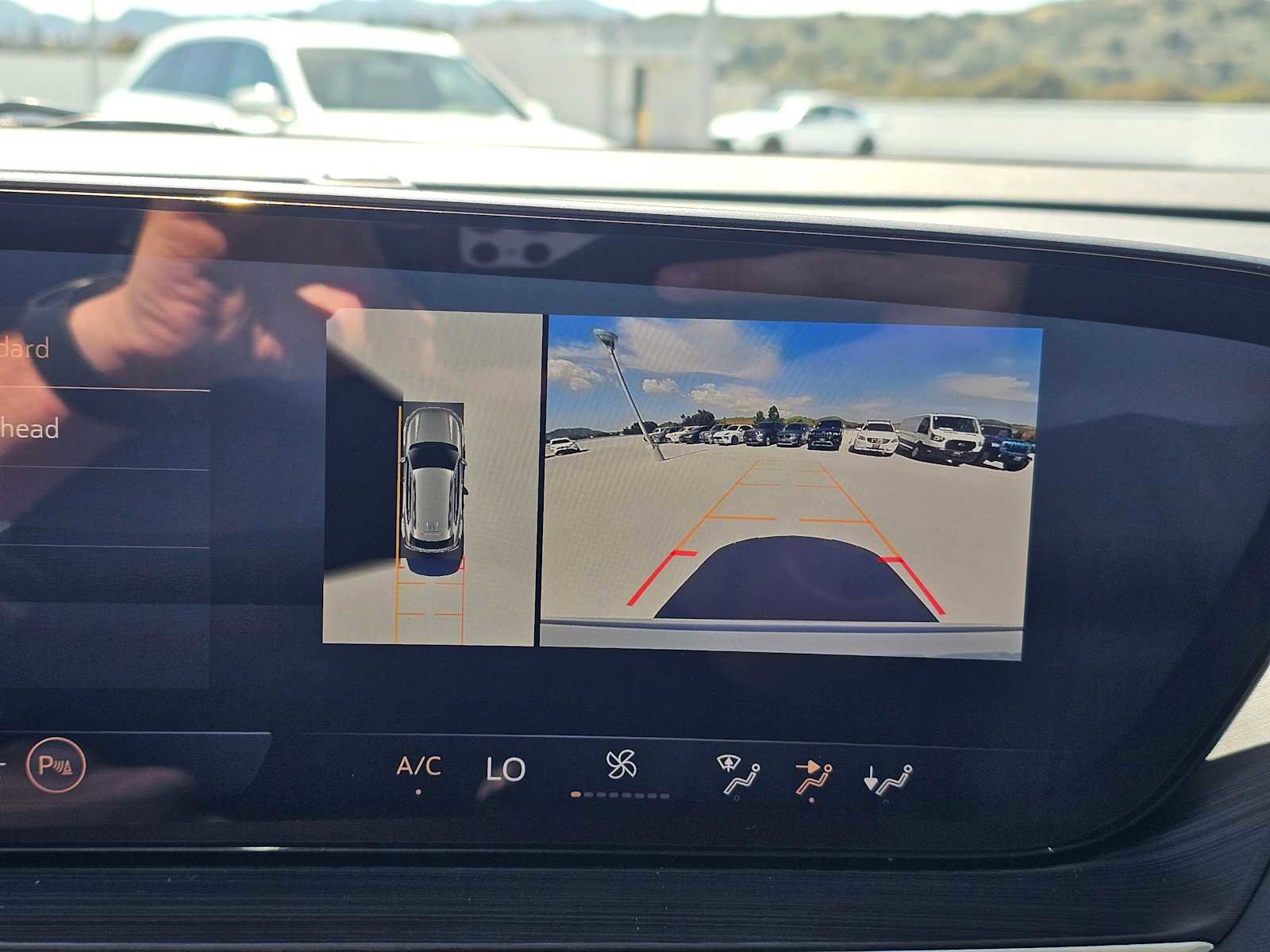 Used 2025 Buick Envision Preferred image 26