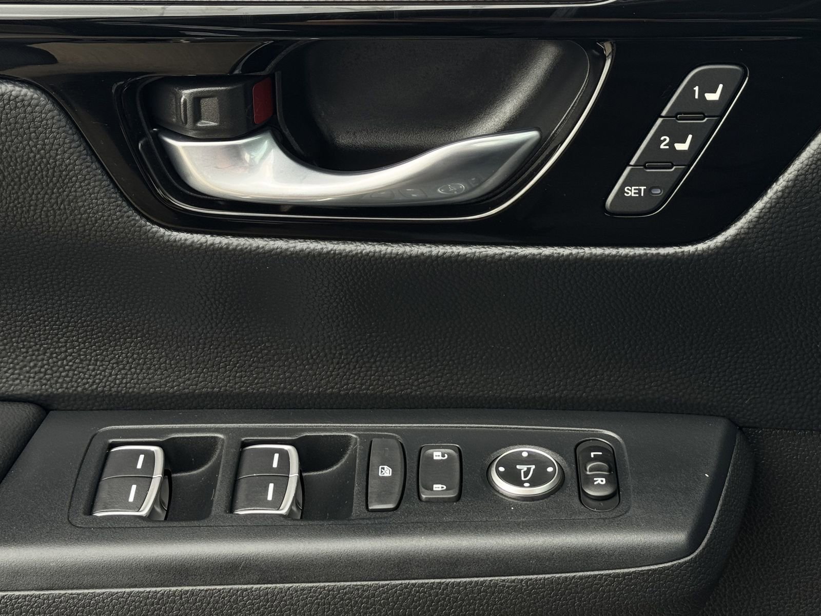 Used 2024 Honda CR-V Sport Touring image 26