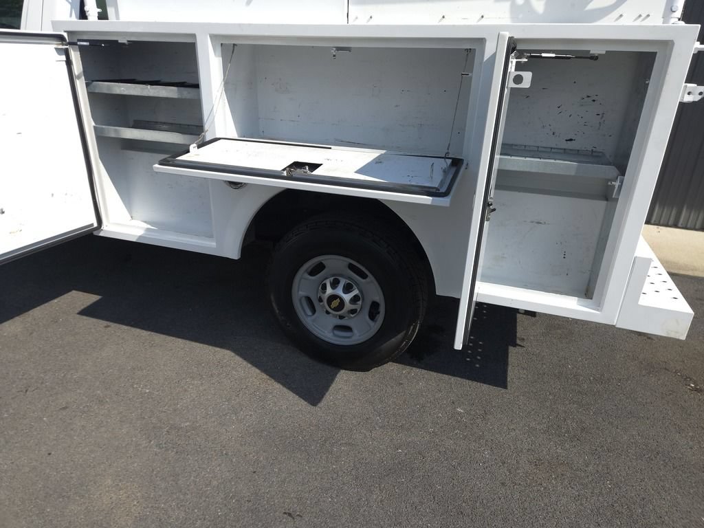 Used 2015 Chevrolet Silverado 2500 W/T RWD image 4