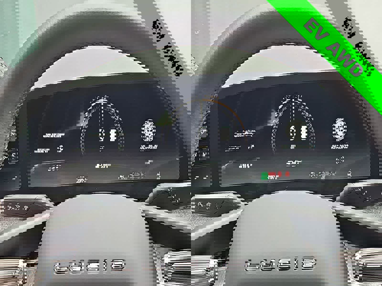 Used 2024 Lucid Air Touring image 22