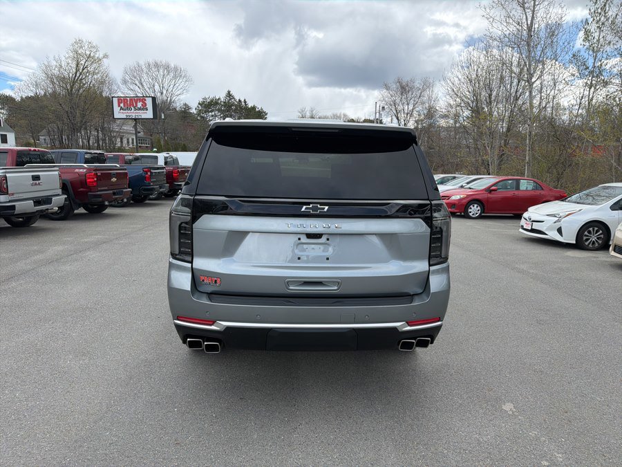 Used 2025 Chevrolet Tahoe High Country AWD/4WD image 3