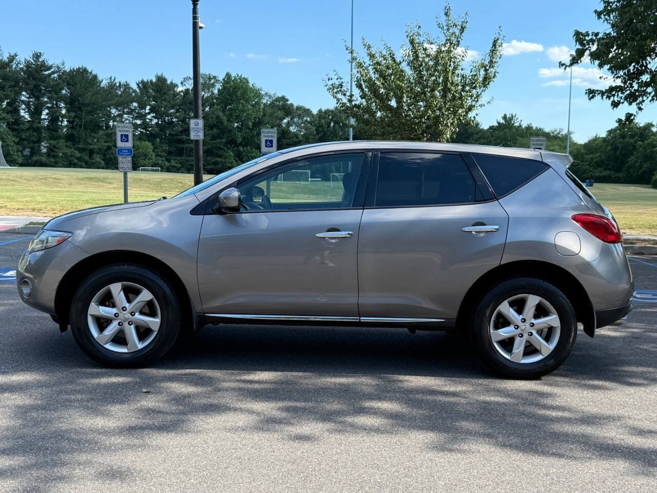 Used 2010 Nissan Murano S AWD/4WD image 9